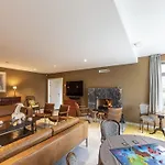 Ferienhaus Charming Rural Retreat Bourseigne-Neuve