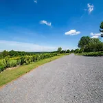 Ferienhaus Charming Rural Retreat Bourseigne-Neuve