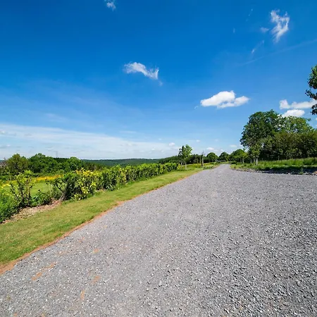 Vakantiehuis Charming Rural Retreat Bourseigne-Neuve